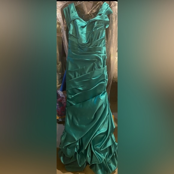 Beautifully Modest teal satin lace-up gown - Picture 2 of 8